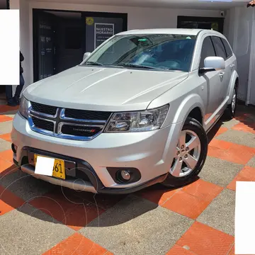 Dodge Journey 2.4L  SE 5P usado (2014) color Plata precio $34.990.000