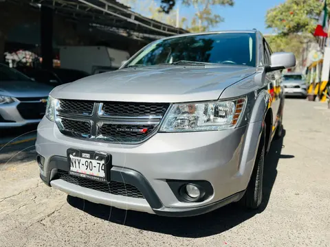 Dodge Journey SXT 2.4L 7 Pasajeros usado (2018) color plateado precio $295,000
