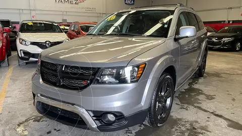 Dodge Journey SXT 2.4L 7 Pasajeros usado (2018) color plateado financiado en mensualidades(enganche $65,560 mensualidades desde $7,022)