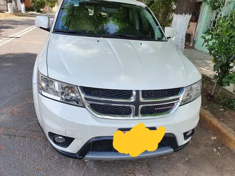 Dodge Journey SXT 2.4L 7 Pasajeros usado (2016) color Blanco Perla precio $215,000