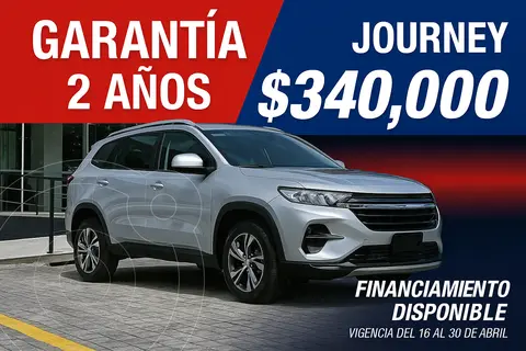 Dodge Journey SXT usado (2022) color plateado precio $340,000