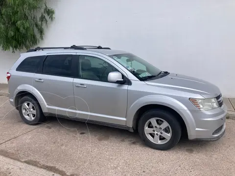 Dodge Journey SE 2.4L usado (2012) color Plata precio $130,000