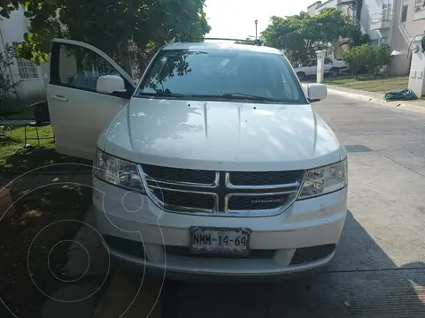 Dodge Journey SE 2.4L 7 Pasajeros usado (2017) color Blanco precio $190,000