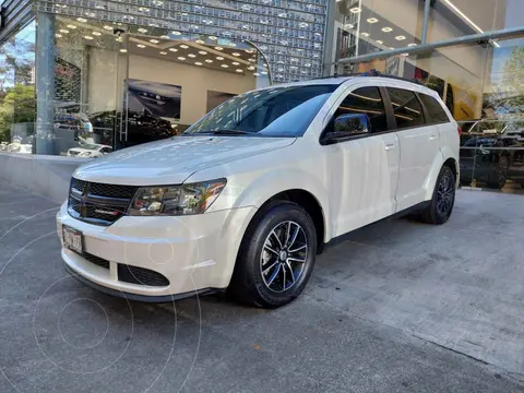 Dodge Journey Blacktop 2.4L usado (2018) color Blanco precio $309,000