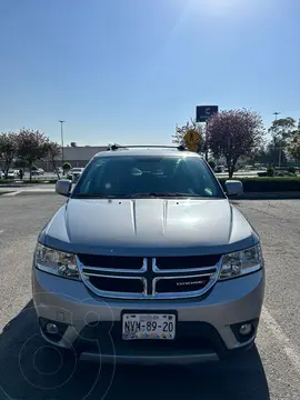 Dodge Journey SXT 2.4L 5 Pasajeros Plus usado (2016) color Gris precio $220,000