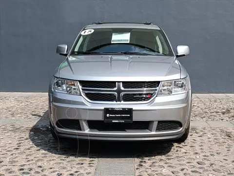 foto Dodge Journey SE 7 Pasajeros 2.4L usado (2015) color plateado precio $231,000