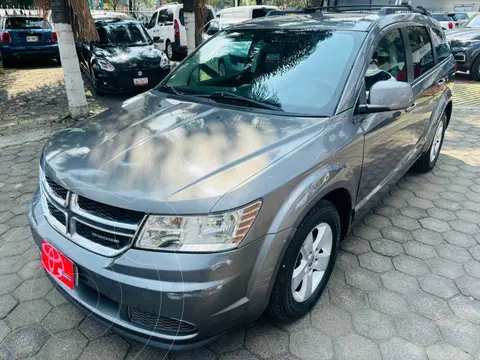 Dodge Journey SXT 2.4L 5 Pasajeros Plus usado (2012) color Gris precio $107,000