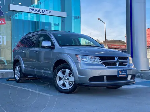 Dodge Journey SXT Sport 2.4L 7 Pasajeros usado (2017) color Plata precio $305,000