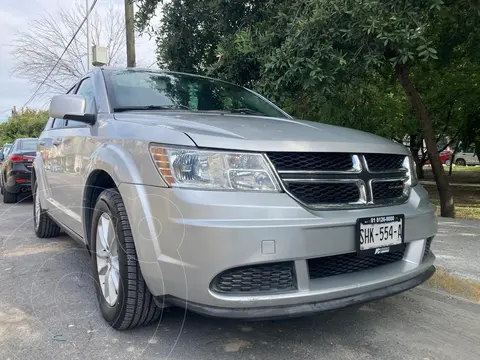 Dodge Journey SXT 2.4L 5 Pasajeros Plus usado (2013) color Plata precio $189,900