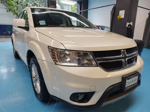 Dodge Journey SXT 2.4L 7 Pasajeros Plus usado (2016) color Blanco precio $295,000