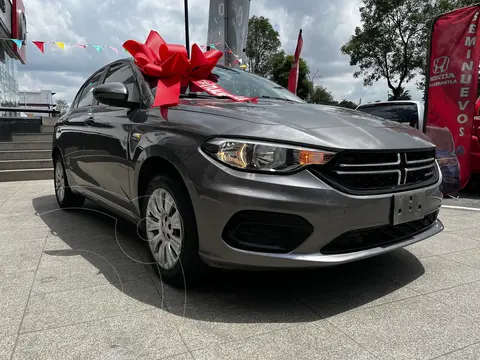 Dodge Neon SE usado (2018) color Gris precio $167,000