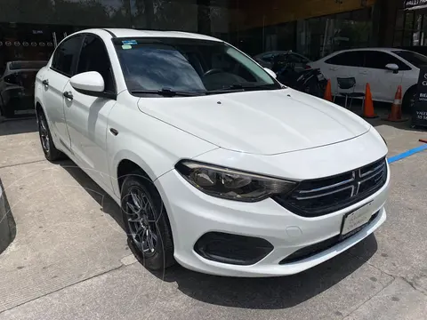 Dodge Neon SE Aut usado (2017) color Blanco precio $184,000