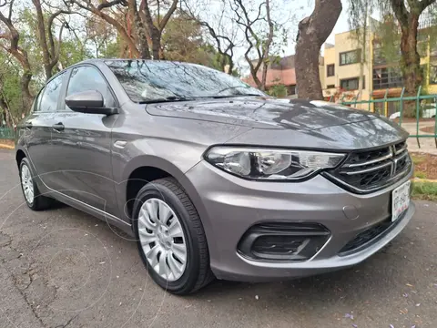 Dodge Neon SE Aut usado (2018) color Gris precio $160,000