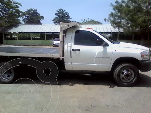 Dodge Ram 4000 Regular Cab usado (2009) color Blanco precio u$s9.000