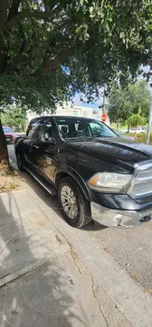 Dodge Ram Charger Lujo aut. equipada usado (2014) color Negro precio $300,000