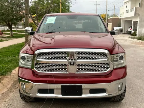 Dodge Ram Mega Cab Laramie 5.7L 4x4 usado (2014) color Rojo precio $300,000