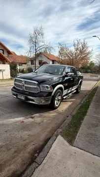 Dodge Ram 1500 5.7L HEMI Crew Cab 4X4 Aut usado (2013) color Negro precio $15.900.000