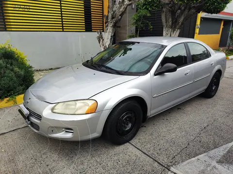 Dodge Stratus 2.0L SE usado (2001) color Plata precio $65,000