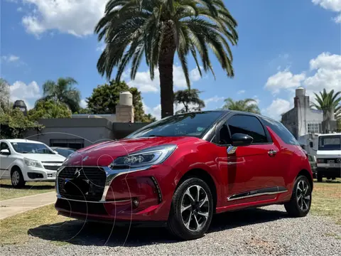 DS 3 Puretech So Chic Aut usado (2018) color Rojo Rubi precio u$s16.800