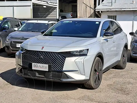 DS 7 Crossback 1.6 165 Performance Line usado (2023) color Plata precio $27.000.000
