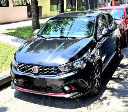 FIAT Argo 1.8 HGT usado (2017) color Negro precio $16.700.000