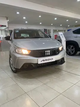 FIAT Argo 1.3 Drive nuevo color Plata Bari financiado en cuotas(anticipo $6.800.000 cuotas desde $340.000)