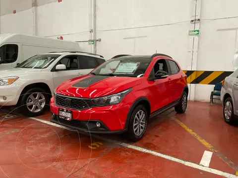Fiat Argo Trekking usado (2024) color Rojo financiado en mensualidades(enganche $67,500 mensualidades desde $7,100)