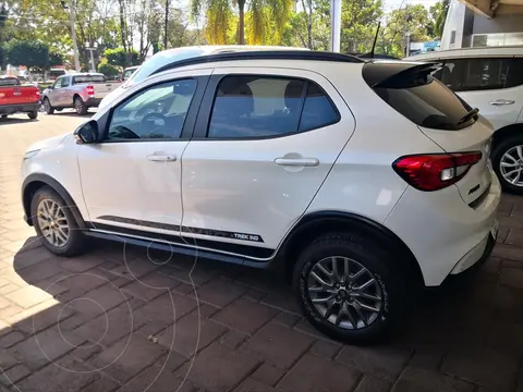 Fiat Argo Trekking usado (2021) color Blanco precio $268,000