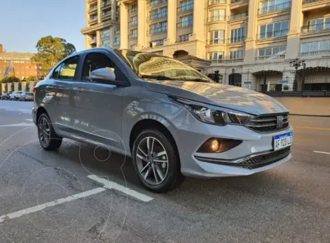 FIAT Cronos 1.3L Precision CVT usado (2023) color Plata Bari precio $8.200.000