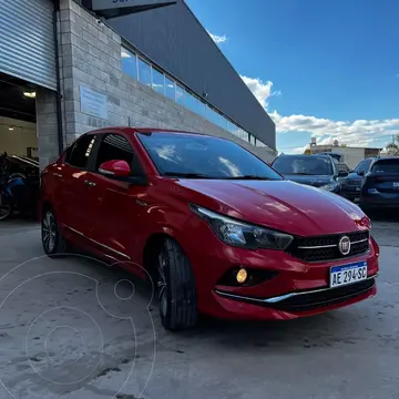 FIAT Cronos 1.8L Precision Pack Premium usado (2021) color Rojo financiado en cuotas(anticipo $2.000.000)