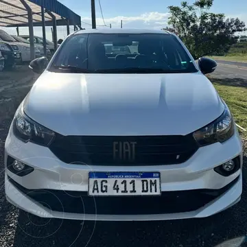 FIAT Cronos 1.3L Drive CVT usado (2024) color Blanco Alaska financiado en cuotas(anticipo $3.000.000)