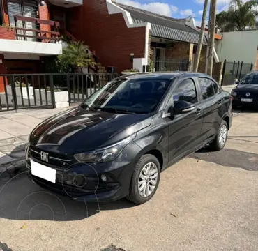 FIAT Cronos 1.3L Drive usado (2022) color Negro Vulcano financiado en cuotas(anticipo $1.200.000 cuotas desde $240.000)