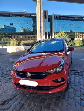 FIAT Cronos 1.3L Drive usado (2021) color Rojo financiado en cuotas(anticipo $2.000.000)