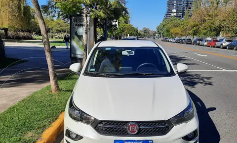 FIAT Cronos 1.3L Conectividad usado (2020) color Blanco Alaska precio u$s17.500