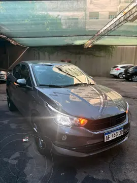 FIAT Cronos 1.8L Pack HGT usado (2022) color Gris Scandium precio $8.000.000