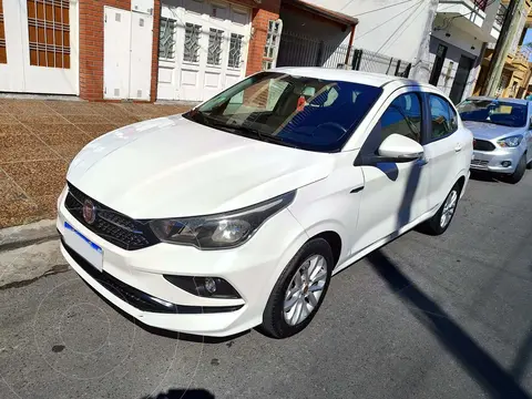 FIAT Cronos 1.3L Drive usado (2019) color Blanco Alaska precio $13.000.000