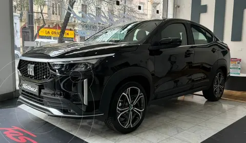 FIAT Fastback Turbo 1.3L GSE nuevo color Negro Vulcano financiado en cuotas(anticipo $11.000.000 cuotas desde $470.000)