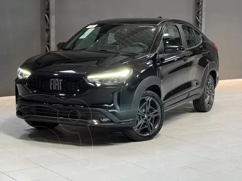 FIAT Fastback Turbo 1.3L GSE nuevo color Negro Vulcano precio $33.000.000