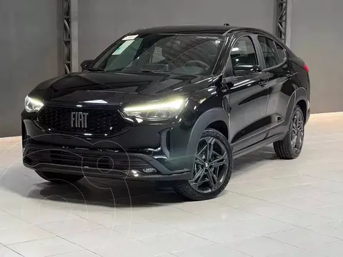 FIAT Fastback Turbo 1.3L GSE nuevo color Negro Vulcano precio $36.000.000