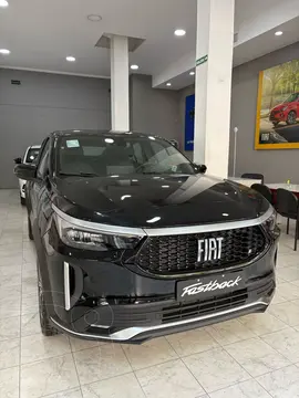 OfertaFIAT Fastback Turbo 1.3L GSE nuevo color Negro Vulcano precio $31.500.000