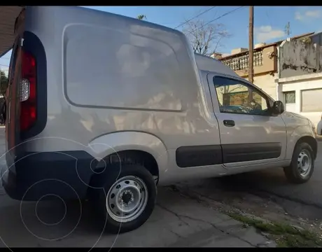 foto FIAT Fiorino Fire Pack Top usado (2020) color Plata Bari precio $2.500.000