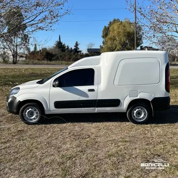 FIAT Fiorino Fire Pack Top usado (2022) color Blanco Banchisa precio $16.000.000