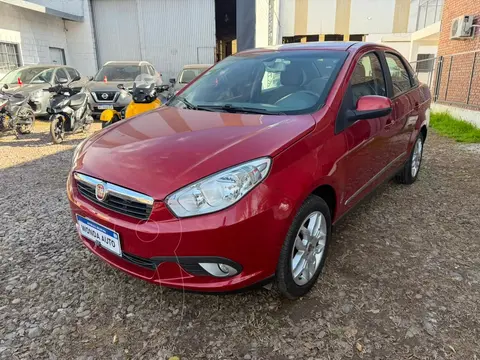 FIAT Grand Siena Essence Dualogic usado (2014) color Bord precio $12.600.000