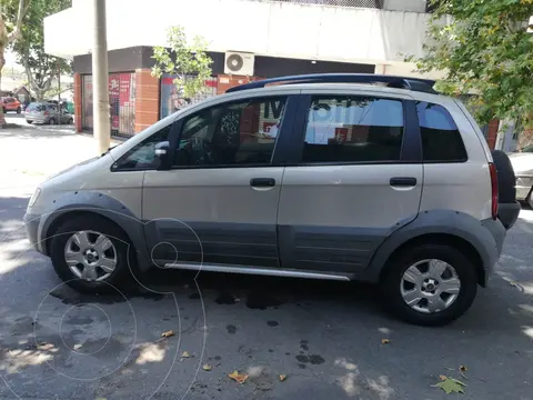 FIAT Idea 1.8 Adventure usado (2009) color Gris Scandium precio $9.000.000