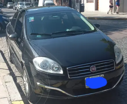 FIAT Linea Absolute 1.8 usado (2015) color Negro Vesubio precio u$s9.700