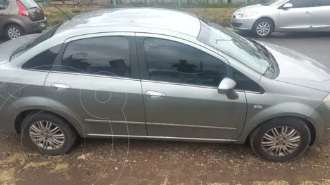 FIAT Linea Essence 1.8 usado (2011) color Gris Scandium precio $1.400.000
