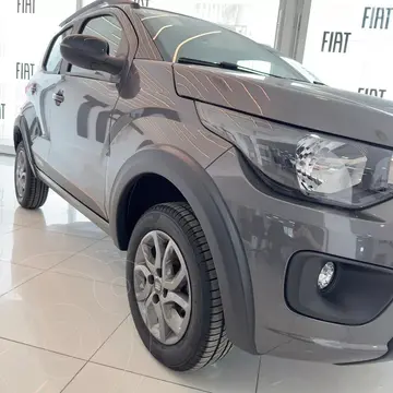 FIAT Mobi Trekking nuevo color Gris Scandium precio $19.500.000