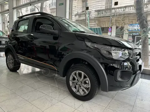 FIAT Mobi Trekking nuevo color Negro Vulcano financiado en cuotas(anticipo $4.800.000 cuotas desde $220.000)