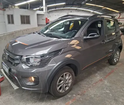 FIAT Mobi Trekking usado (2024) color Gris Scandium financiado en cuotas(anticipo $3.000.000)