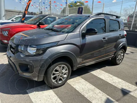 Fiat Mobi Trekking usado (2024) color Gris Oscuro financiado en mensualidades(enganche $59,950 mensualidades desde $4,584)